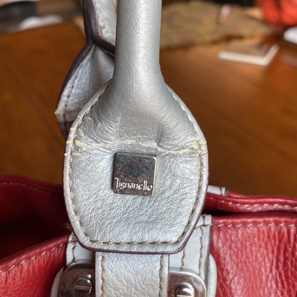 TIGNANELLO stylish Red white stripes 💯 leather 🎉Host Pick 7/22 🎉 - Picture 4 of 10